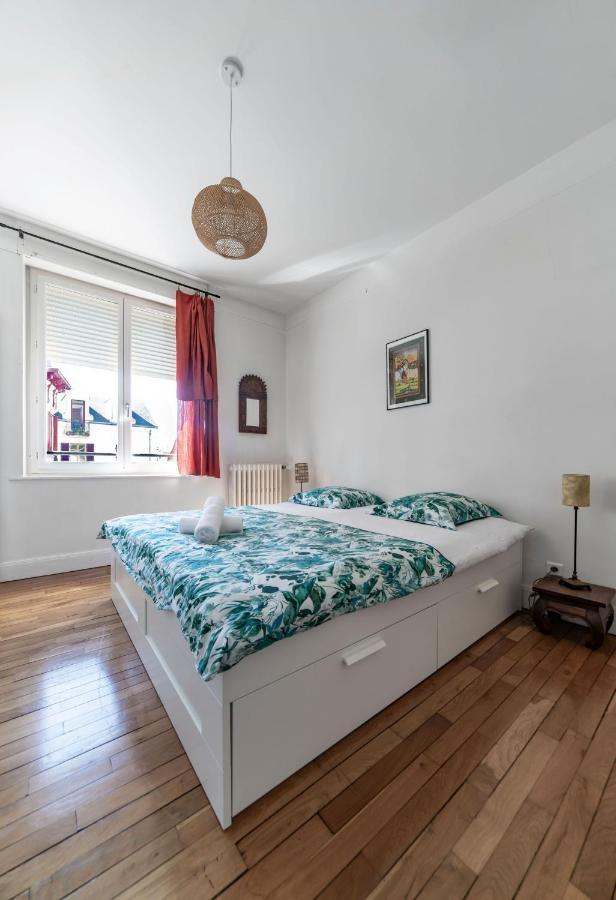 Le Belfort - Grand Appartement Avec Terrasse Et Parking Prive Vichy Kültér fotó
