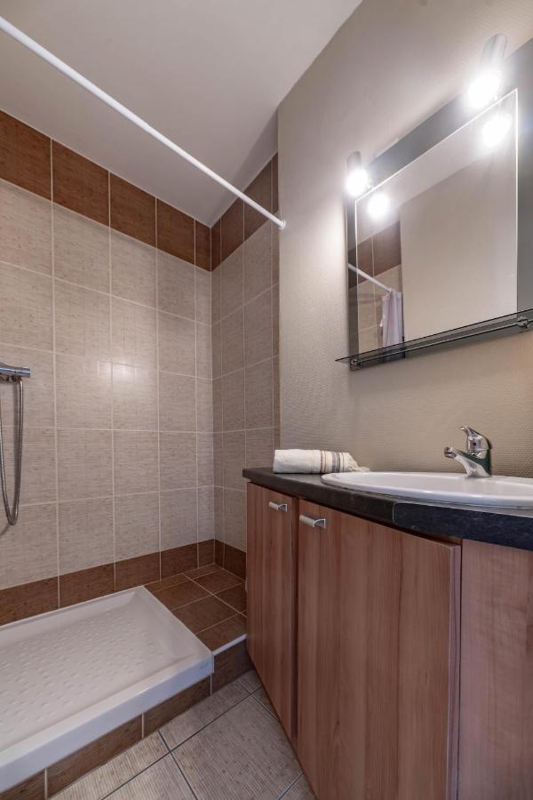 Le Belfort - Grand Appartement Avec Terrasse Et Parking Prive Vichy Kültér fotó