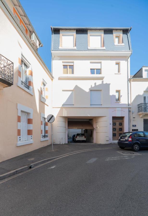 Le Belfort - Grand Appartement Avec Terrasse Et Parking Prive Vichy Kültér fotó